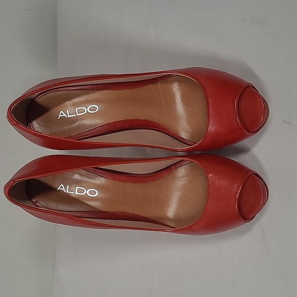 Aldo Women's Red Peep Toe Heels - Picture 2 of 7